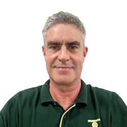 Andy Ireland - a physiotherapist at Ten Health & Fitness St James’s